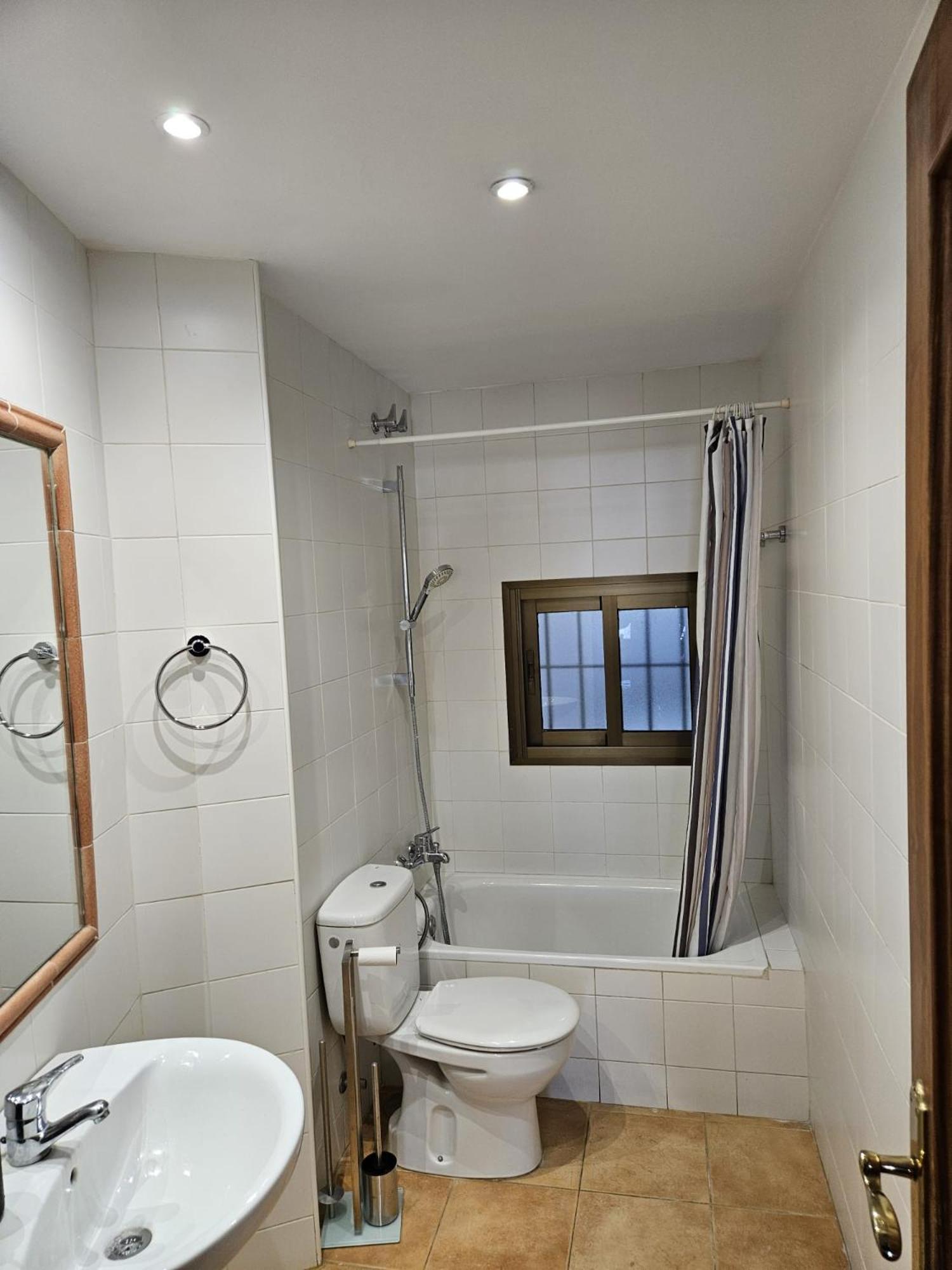 Polo 5d Jacaranda Apartamento